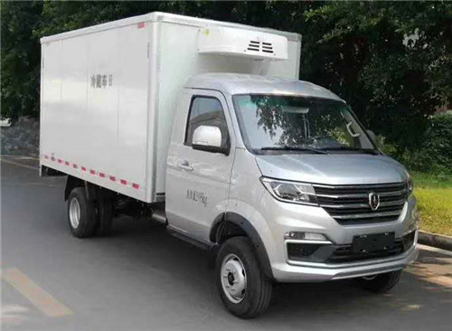 金杯廂長34米冷藏車 (2).jpg