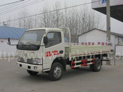 廂長(zhǎng)4.2米低速貨車(chē)