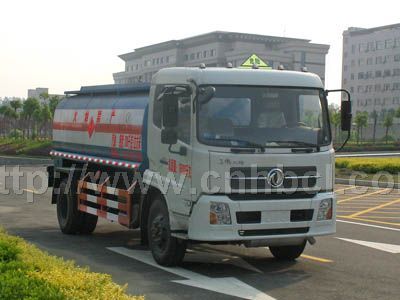 東風天錦運油車15立方