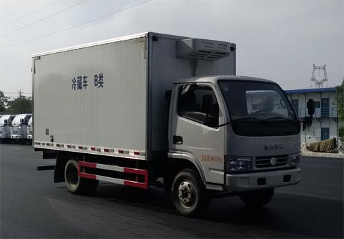 國五程力威牌廂長(zhǎng)4米冷藏車 